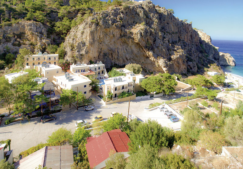 Kyra Panagia 3 - Exterior