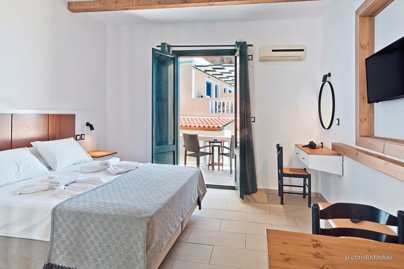 Kyra Panagia 11 - Room Example