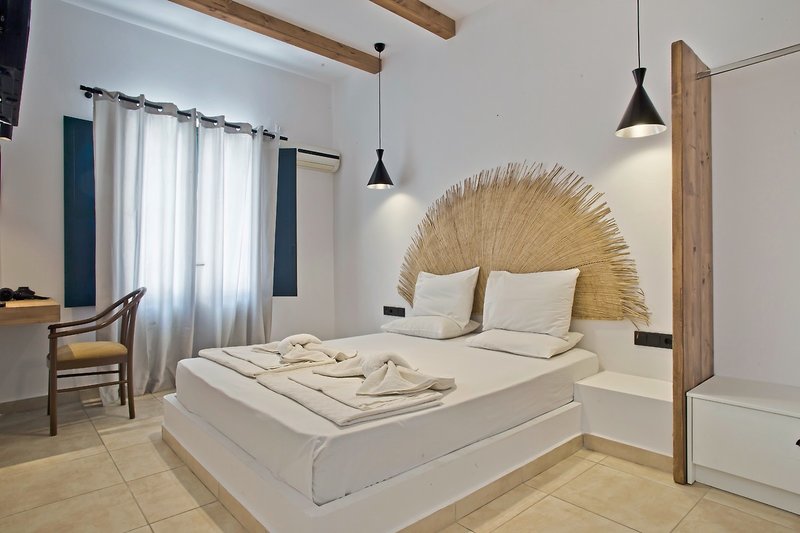 Kyra Panagia 15 - Room Example