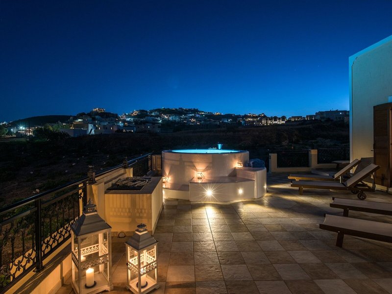 Vineyard Exclusive Suites 18