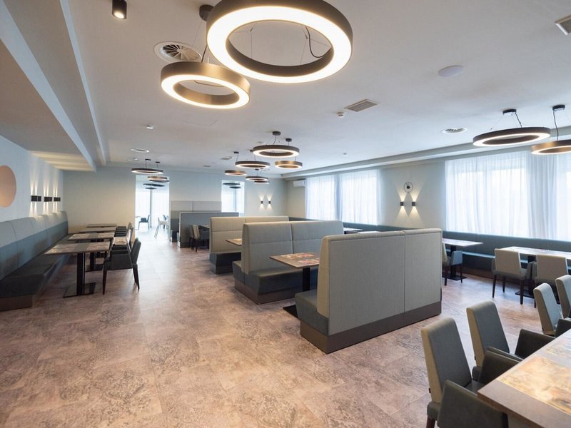 Thermenhotel Vier Jahreszeiten 17