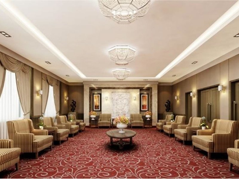 Central Palace Hotel 10