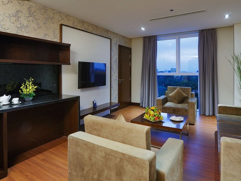 Central Palace Hotel 33