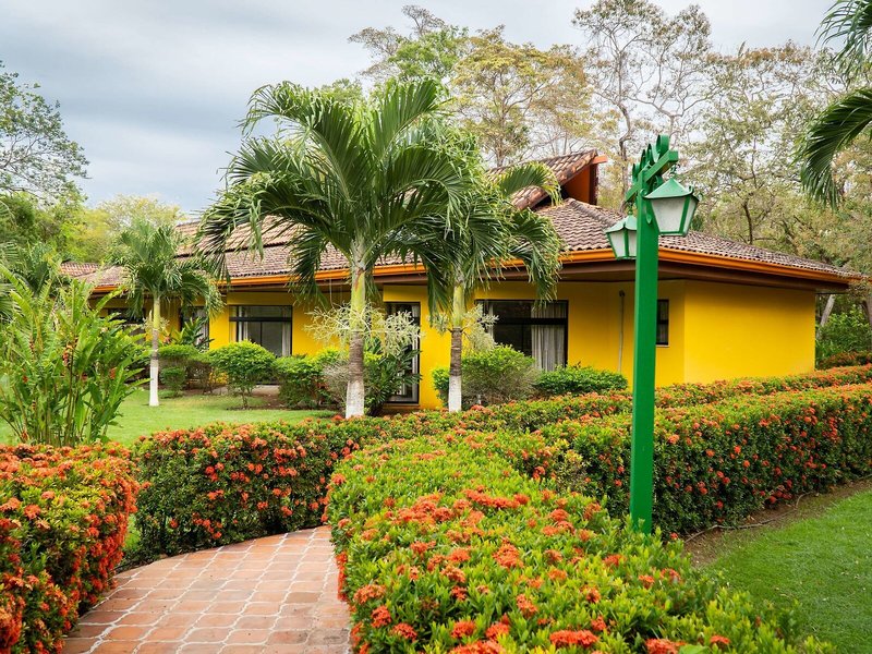 Papagayo Golden Palms Beachfront Hotel 1