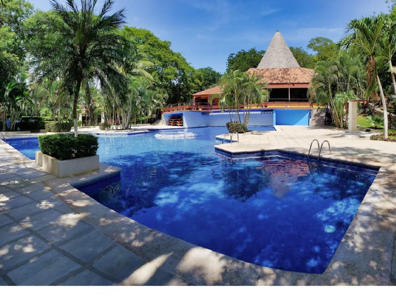 Papagayo Golden Palms Beachfront Hotel 14