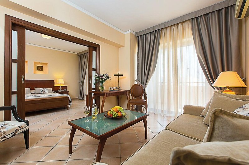 Theartemis Palace 8