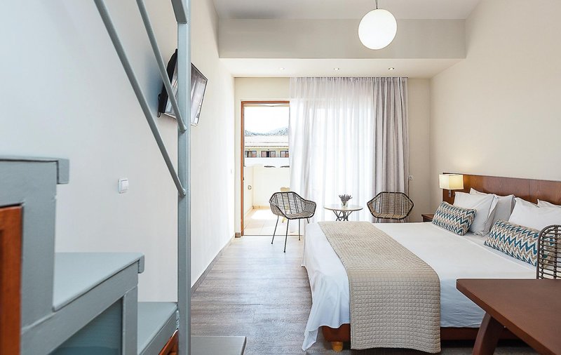 Theartemis Palace 22