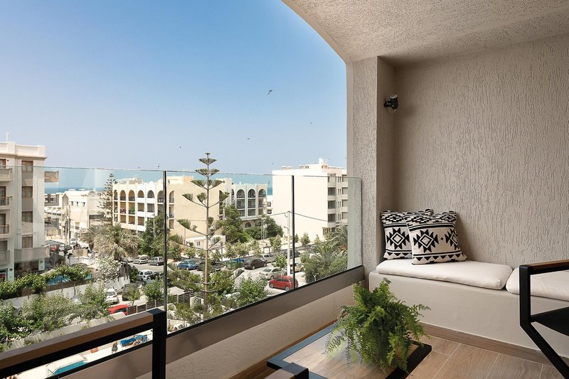 Theartemis Palace 31