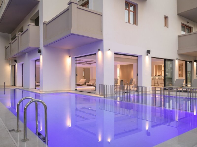 Theartemis Palace 22