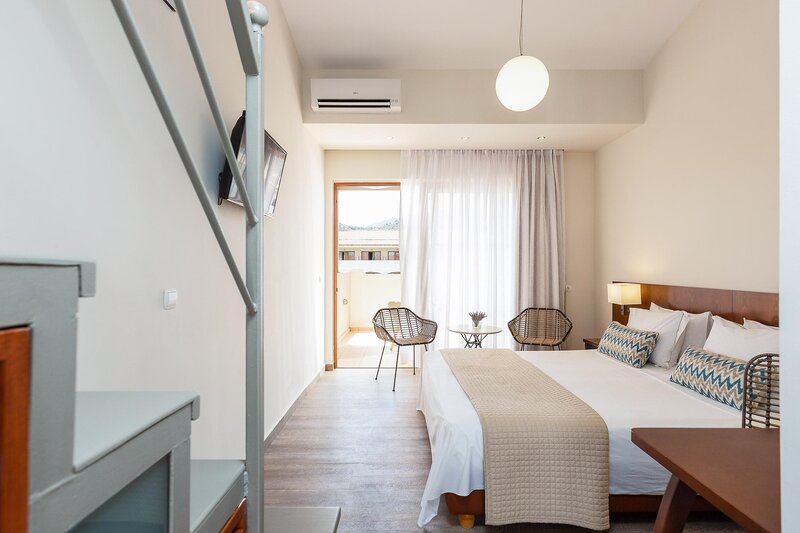 Theartemis Palace 15