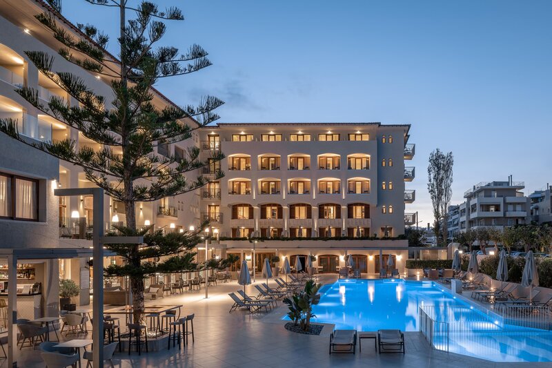 Theartemis Palace 36
