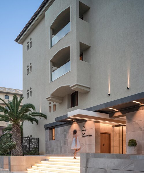 Theartemis Palace 40