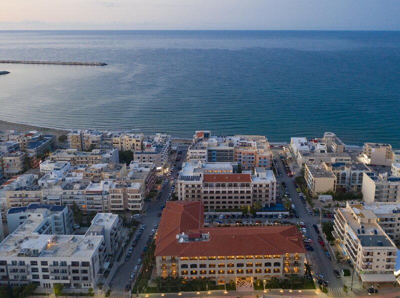 Theartemis Palace 55