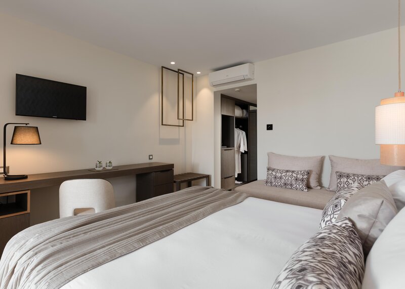 Theartemis Palace 104