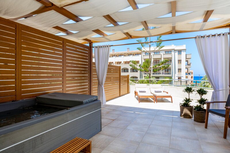 Theartemis Palace 107
