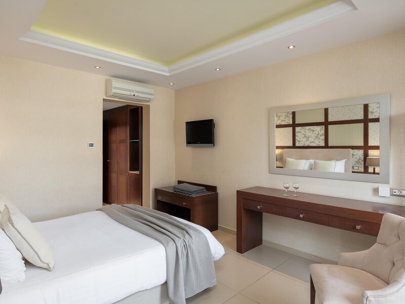 Theartemis Palace 114