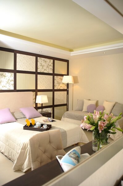 Theartemis Palace 115