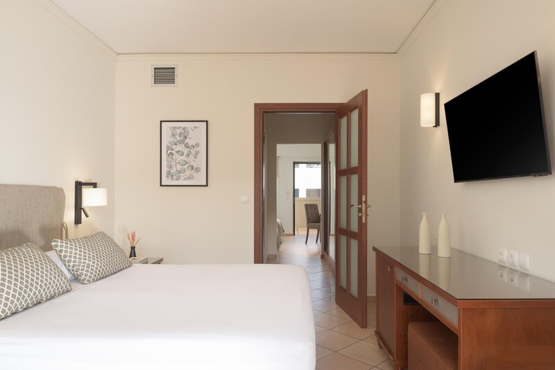 Theartemis Palace 123