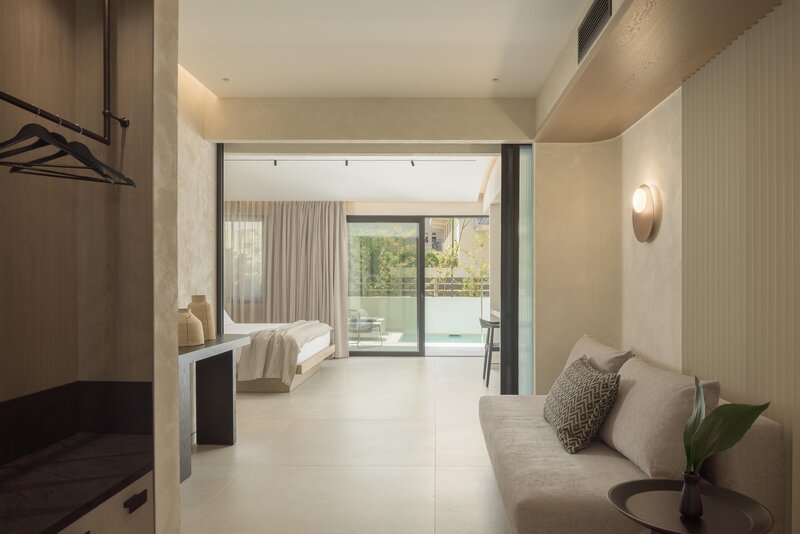 Theartemis Palace 133