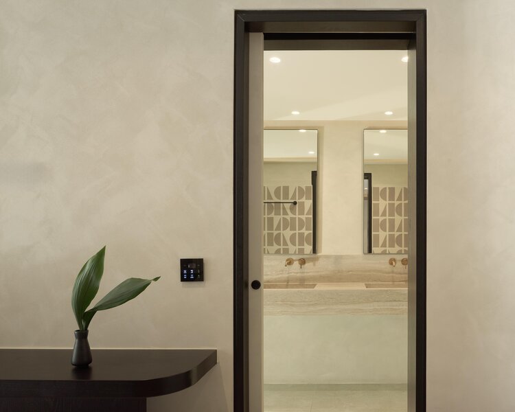 Theartemis Palace 148