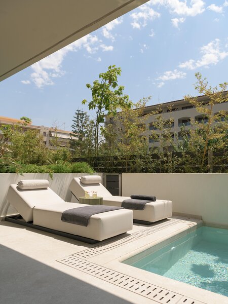 Theartemis Palace 153