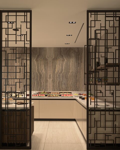 Theartemis Palace 250
