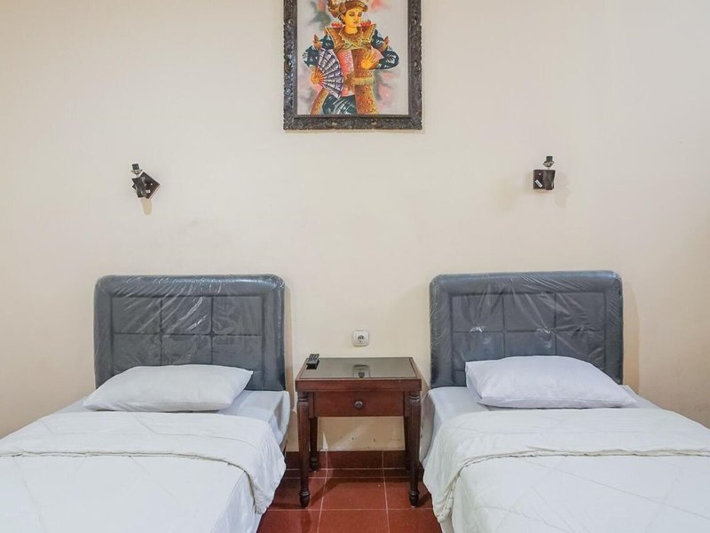 Mahendra Beach Inn 15