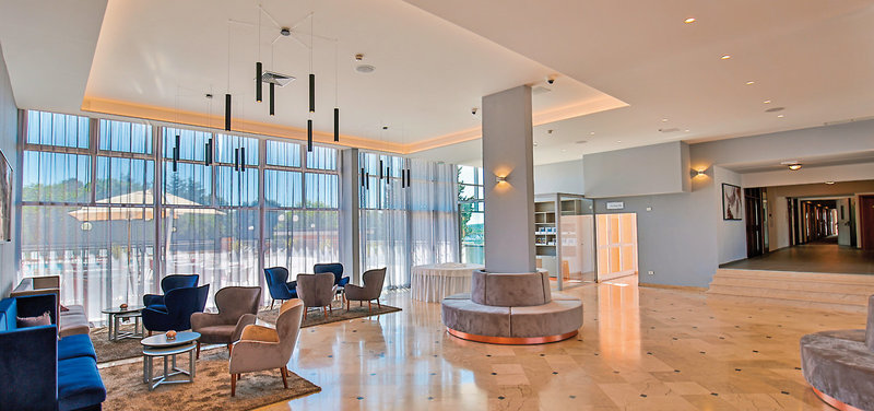 Arena Hotel Holiday 9