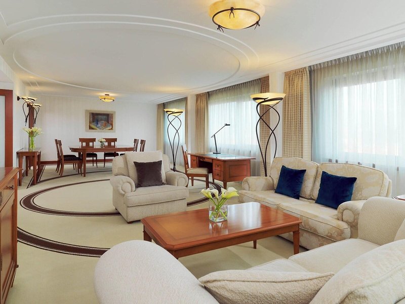 The Westin Zagreb 18
