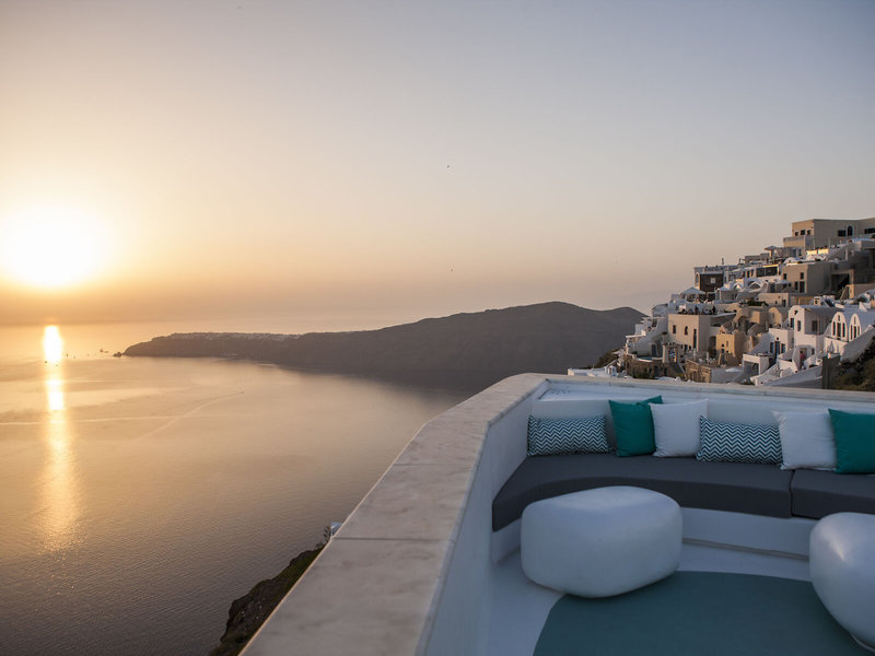 Andronikos Santorini 8