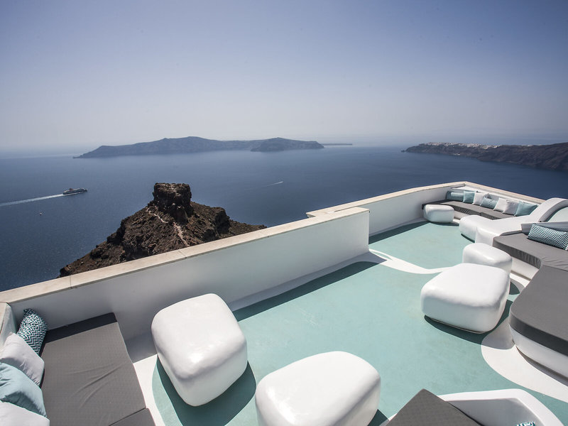 Andronikos Santorini 11