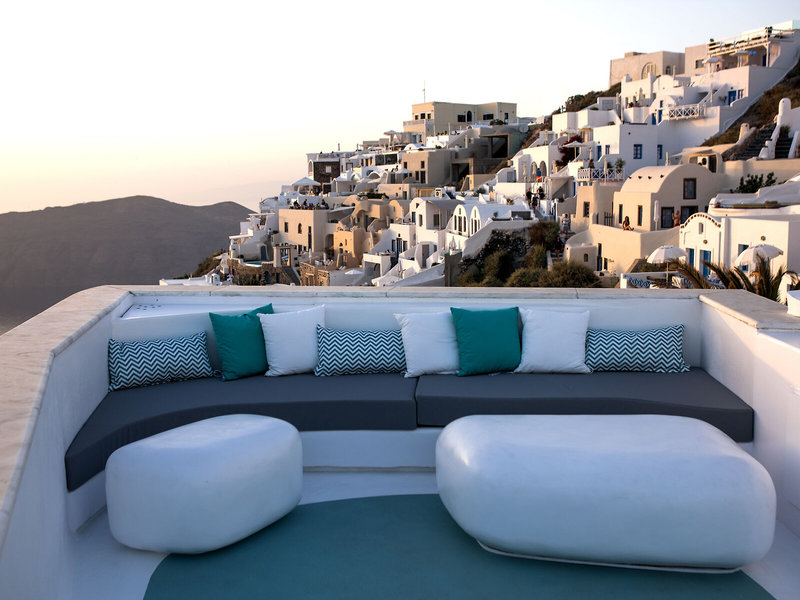 Andronikos Santorini 12