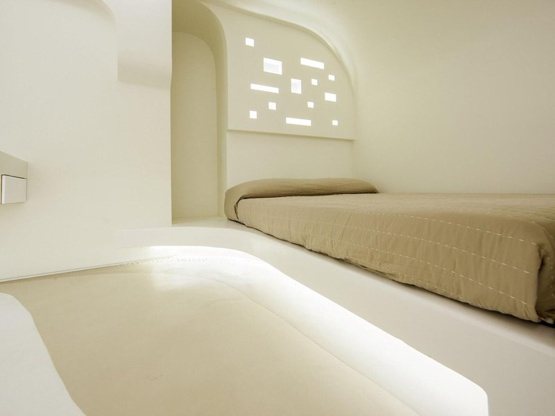 Andronikos Santorini 21