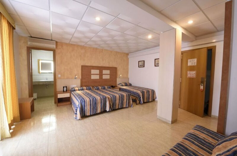 Hotel Internacional Calella 6