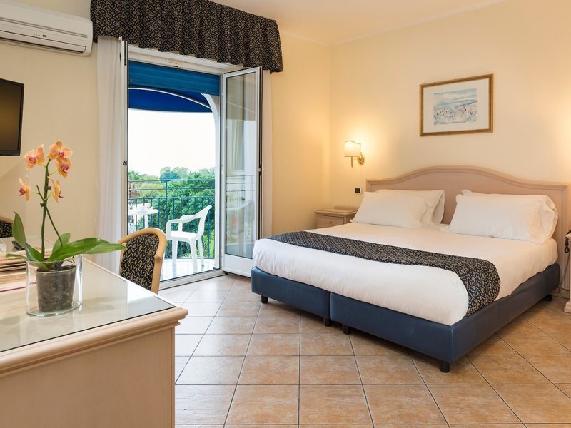 Sant Alphio Garden Hotel & Spa 43