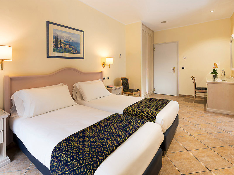 Sant Alphio Garden Hotel & Spa 11