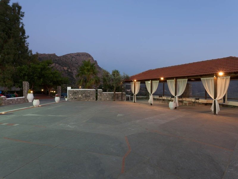 Rastoni Hotel 3 - Exterior