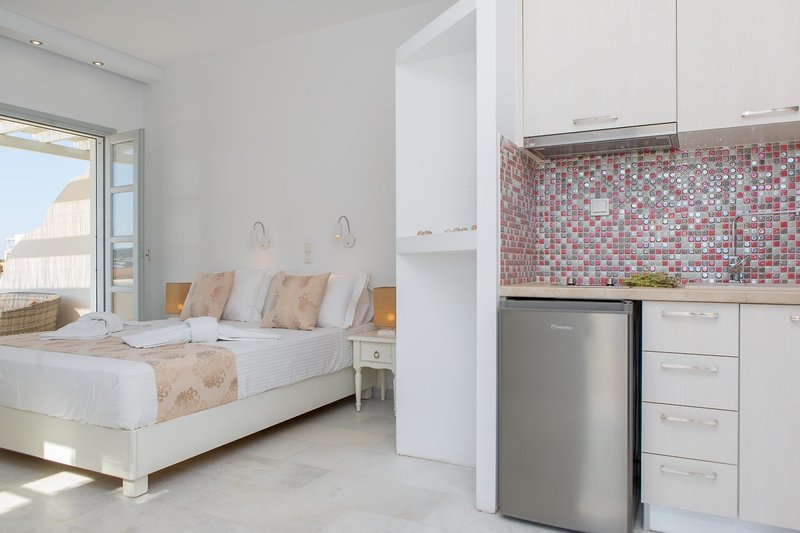 Sun & Moon Villas & Suites 12