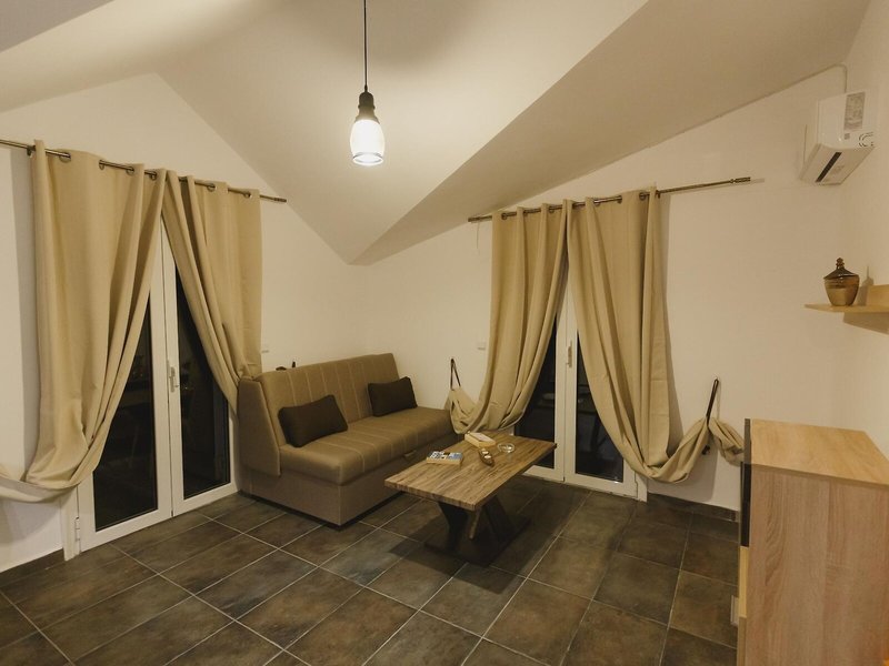 Stellatos House 40