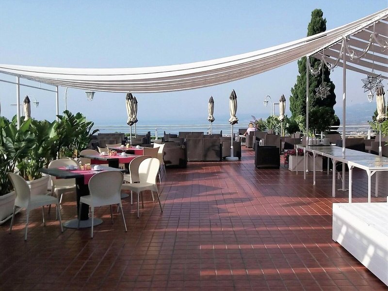 Continental Taormina 18