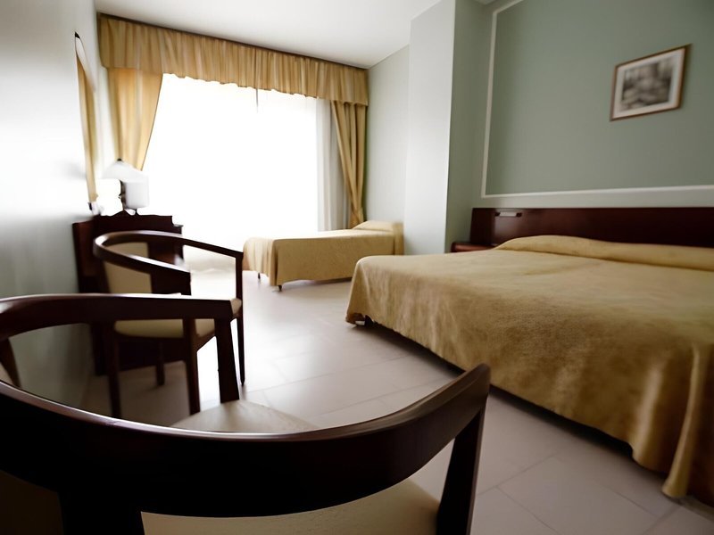 Continental Taormina 29