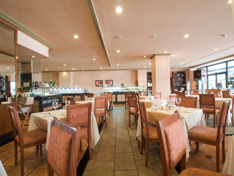 Zentral Center Hotel & Business Center - Erwachsenenhotel 5