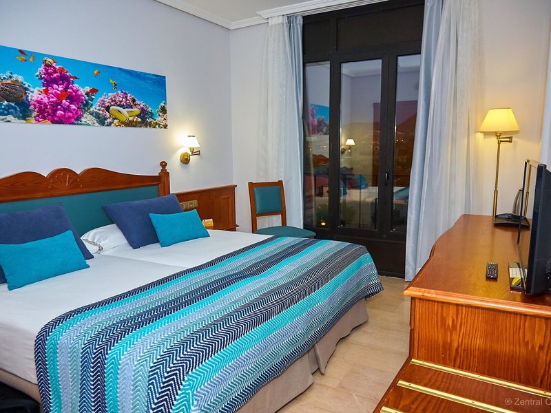 Zentral Center Hotel & Business Center - Erwachsenenhotel 8