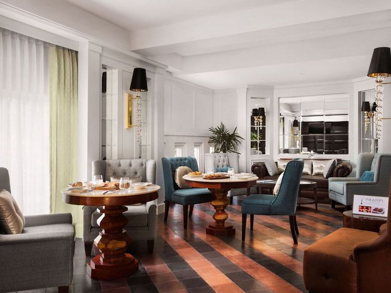 J7 Hotel 15
