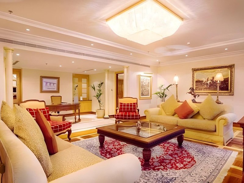 Corniche Hotel Abu Dhabi 7