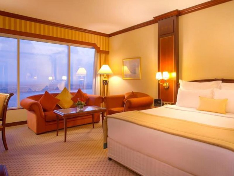 Corniche Hotel Abu Dhabi 23