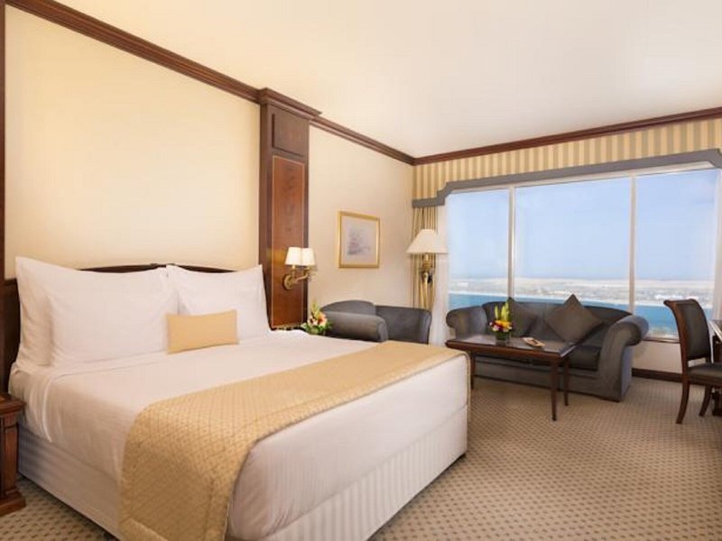 Corniche Hotel Abu Dhabi 33