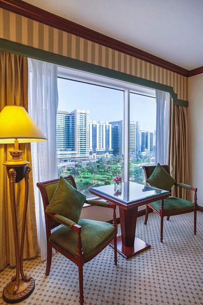 Corniche Hotel Abu Dhabi 37