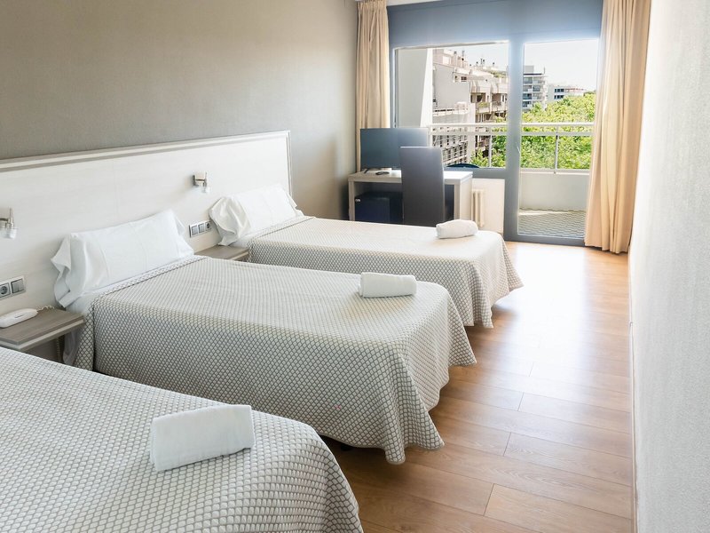 Planas 44 - Room Example