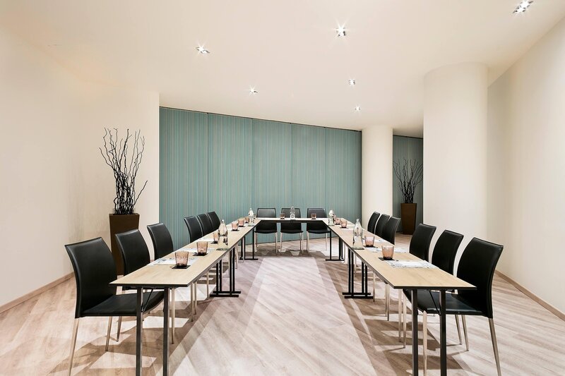 Hotel Barcelona Condal Mar managed by Melia 57